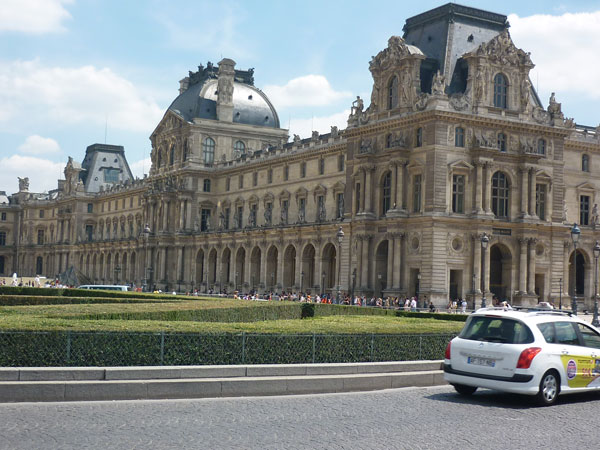 Muzeul Louvre Pavilionul Denon