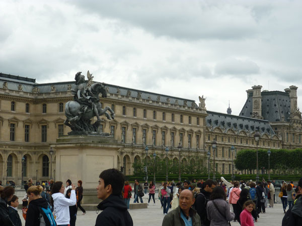 Muzeul Louvre Pavilionul Denon