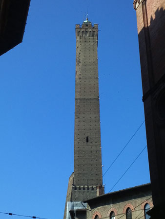 Bologna - Turnul Asinelli