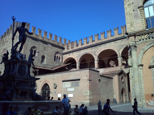 Bologna - Piazza del Nettuno