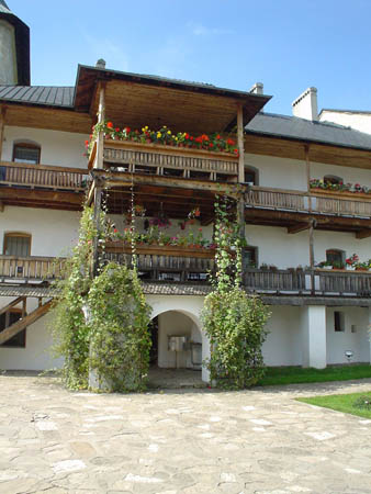 Manastiri Moldova - Secu